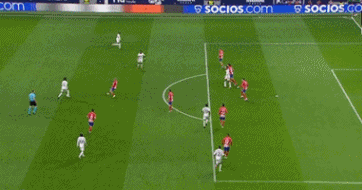 巴萨球迷抗议拉波尔塔：还我梅西！