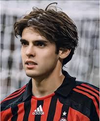 阿莱克斯·罗德里奎兹以 10 年 2.52 亿美元签约游骑兵，震撼体育界