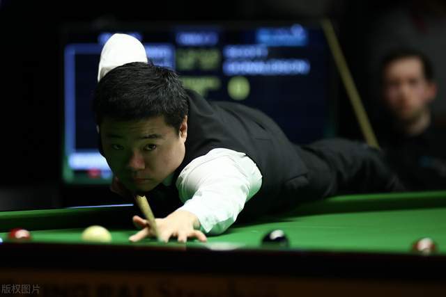 辽宁队在防 辽宁队在防